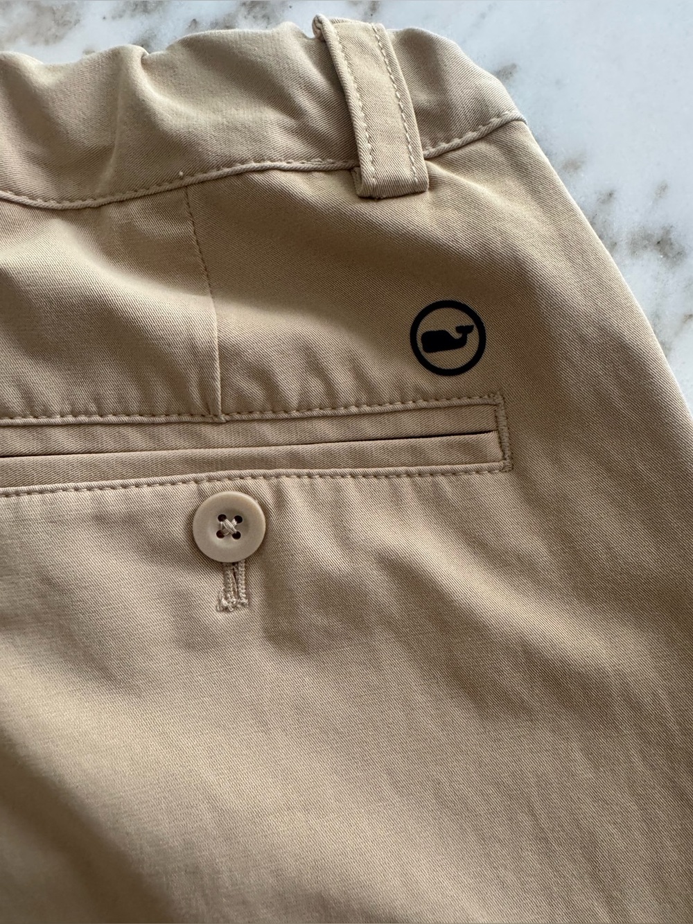 Vineyard Vines Boys’ Performance On-The-Go Pants in Khaki, Size 18 - Picture 4 of 9